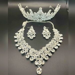 Euro Baroque Style Bridal Accessories Jewelry + Tiara Set Sparkly Crystal Stones